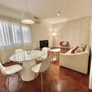 https://mdzapartments.hotelsmendoza.com