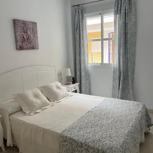 https://apartamento-plata-real.es-andalucia.com